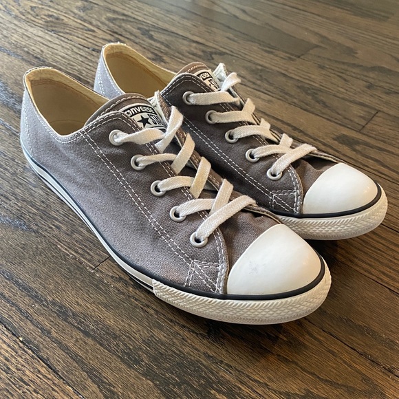 Gray Converse All-Star Women’s Sneakers, size 8 - Picture 2 of 4